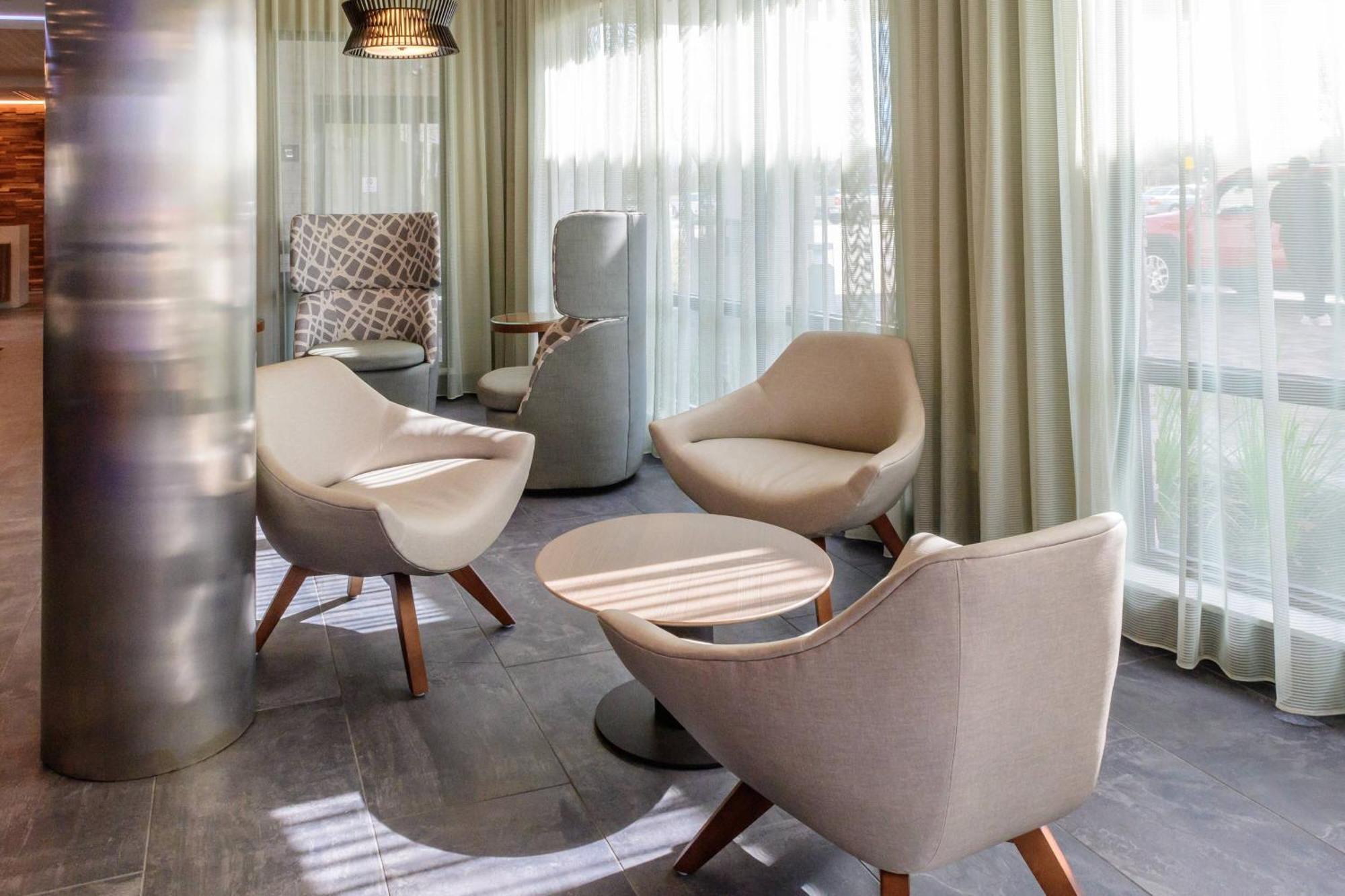 Courtyard By Marriott Lake Jackson Luaran gambar