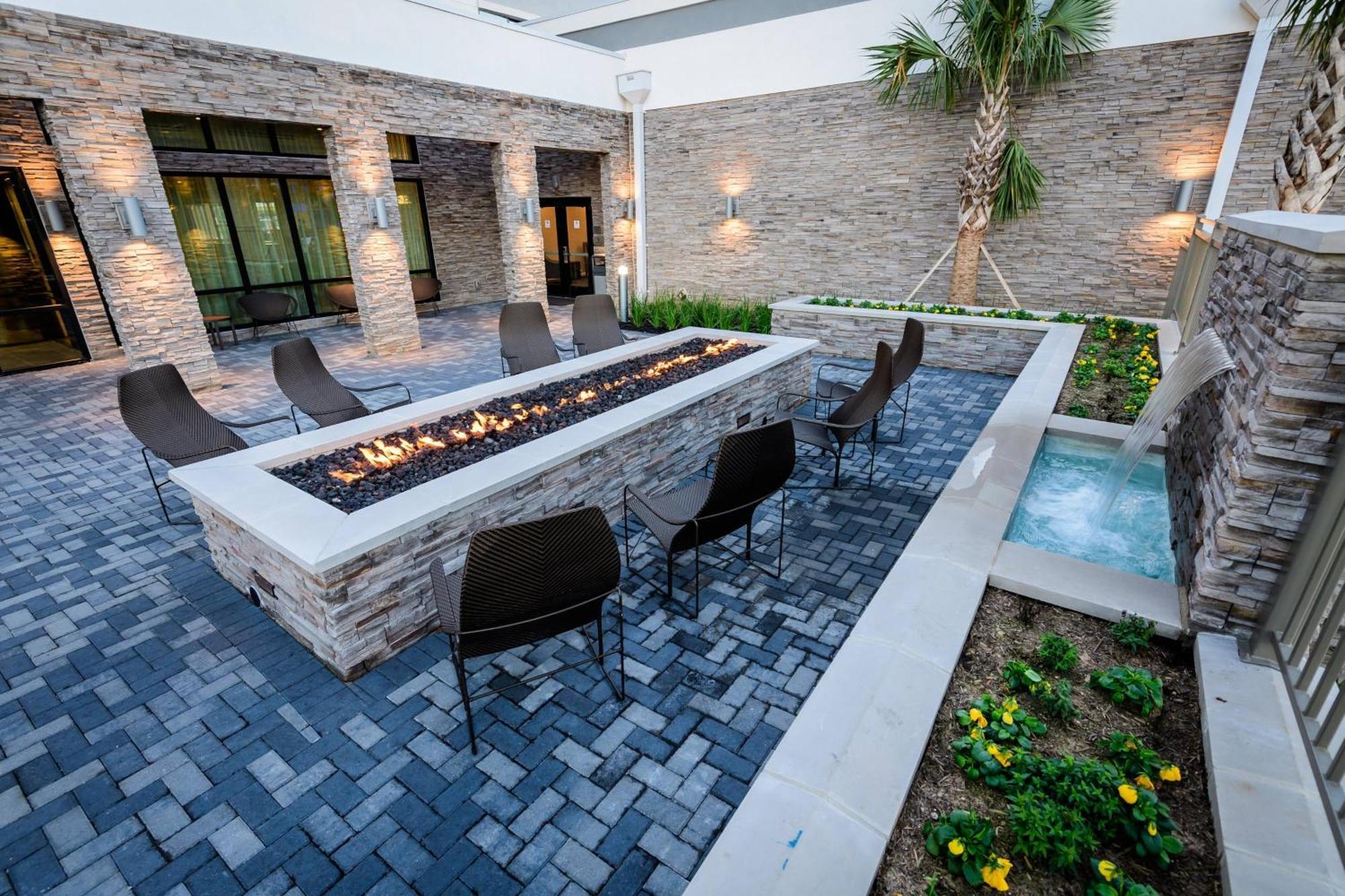 Courtyard By Marriott Lake Jackson Luaran gambar